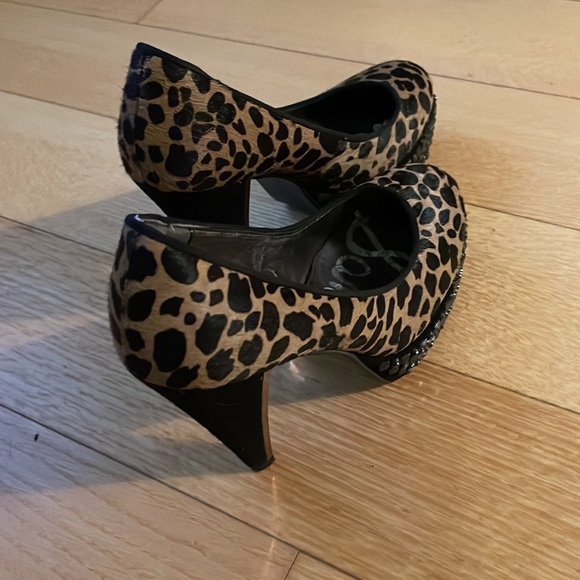 Leopard print pumps - Picture 3 of 4